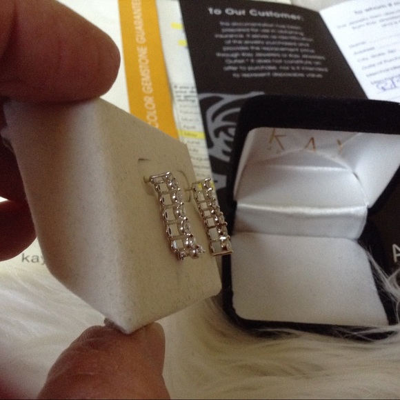 Vintage Kay’s 14k White Gold Diamond Journey Earrings, 1-Carat Total, & Certific - Picture 9 of 14